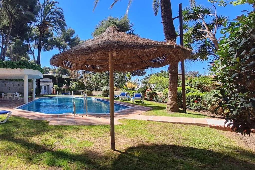 Luxe Studio Met Ruim Terras, Vlak Aan Zee! Sitio de Calahonda Εξωτερικό φωτογραφία