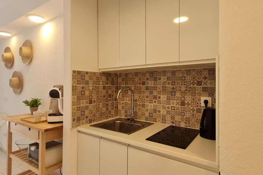 Luxe Studio Met Ruim Terras, Vlak Aan Zee! Sitio de Calahonda Εξωτερικό φωτογραφία